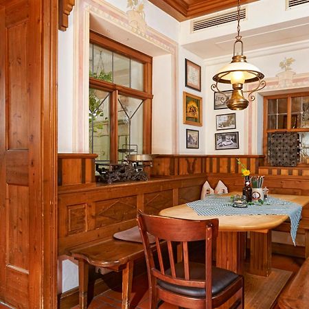 Brauereigasthof Zum Loewenbraeu Adelsdorf Екстериор снимка